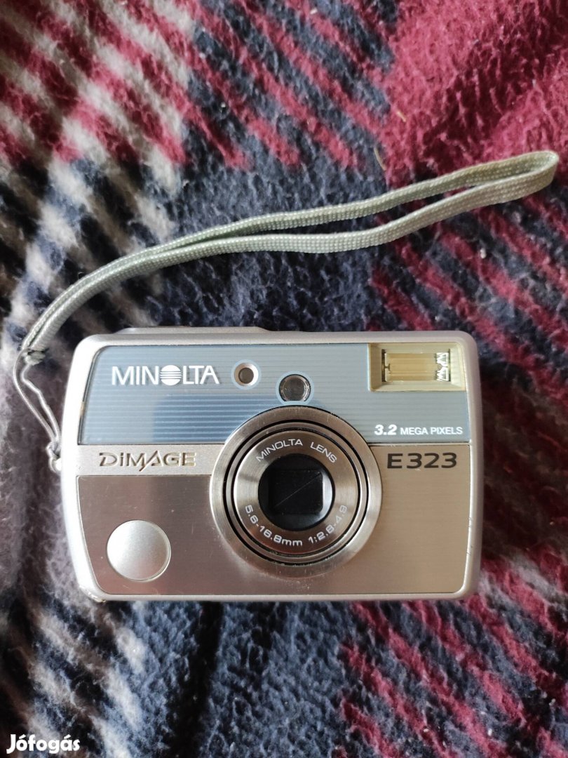 Minolta E323 digitális fényképezőgép 