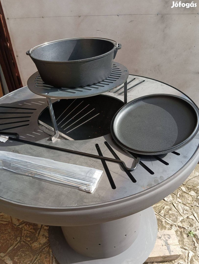 Minőségi Holland Öntöttvas Bogrács lábos kemence kamadó smoker grill