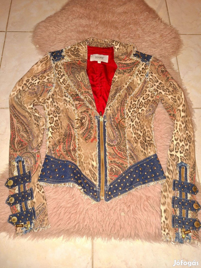 Minőségi S méretben női zakó kapri nadrággal