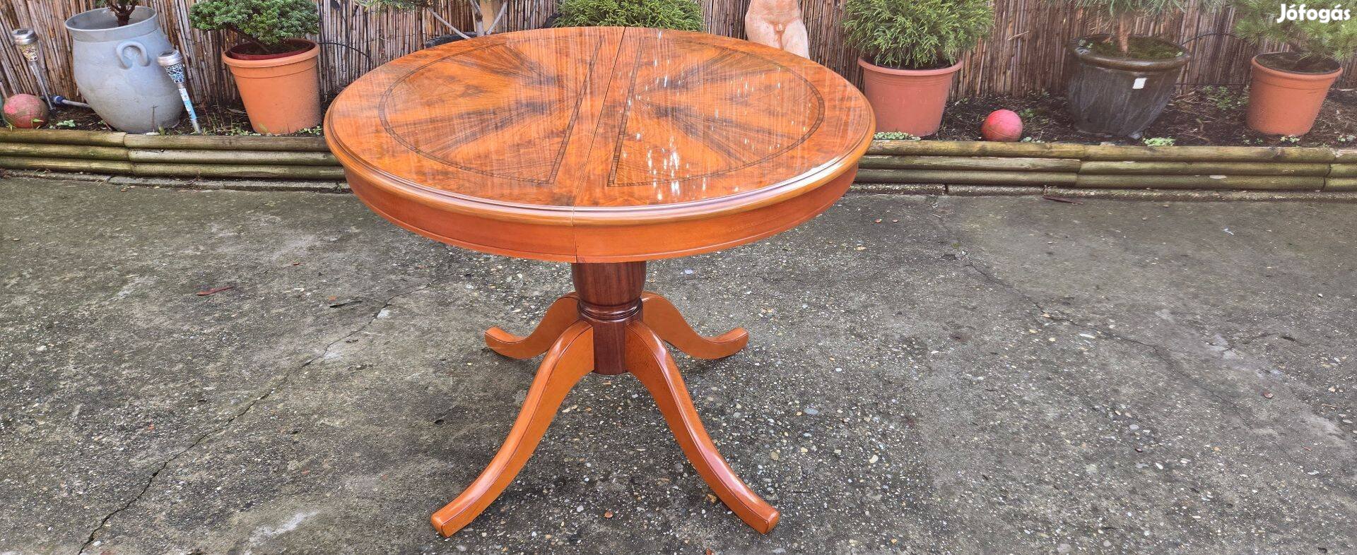Minőségi bővithető étkezőasztal-asztal csak 95 cm széles
