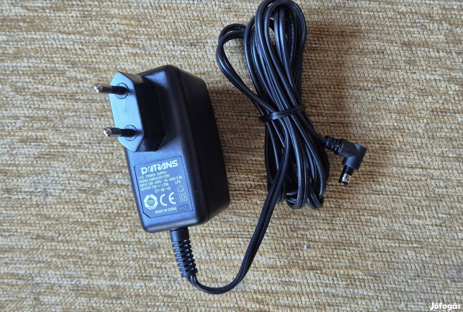 Minőségi hálózati adapter, Potrans UWP01521120V 12V DC, 1.25A, 15W