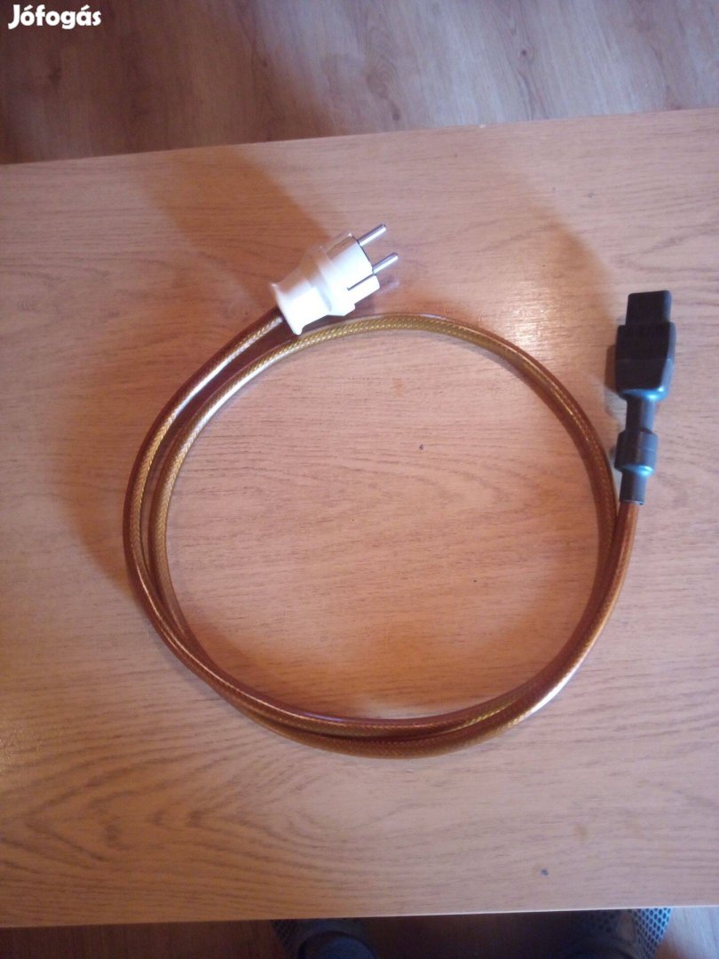 Minőségi tápkábel