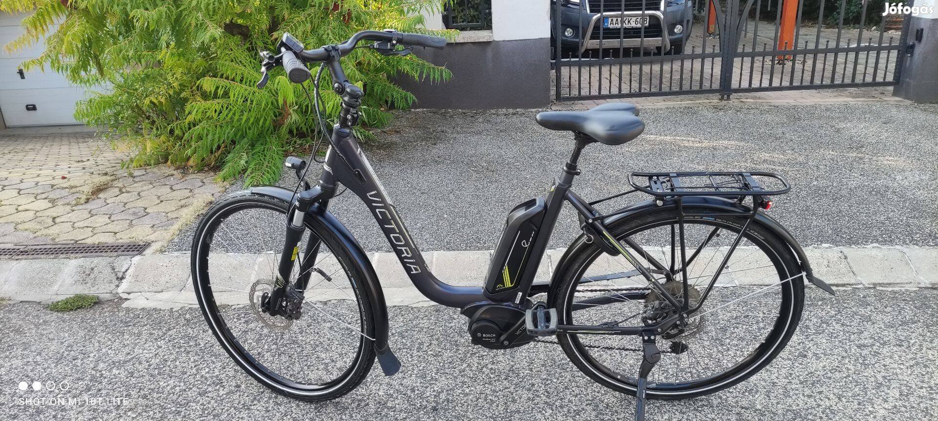 Mint az Új Victoria Bosch3 elektromos kerékpár pedelec ebike L-es