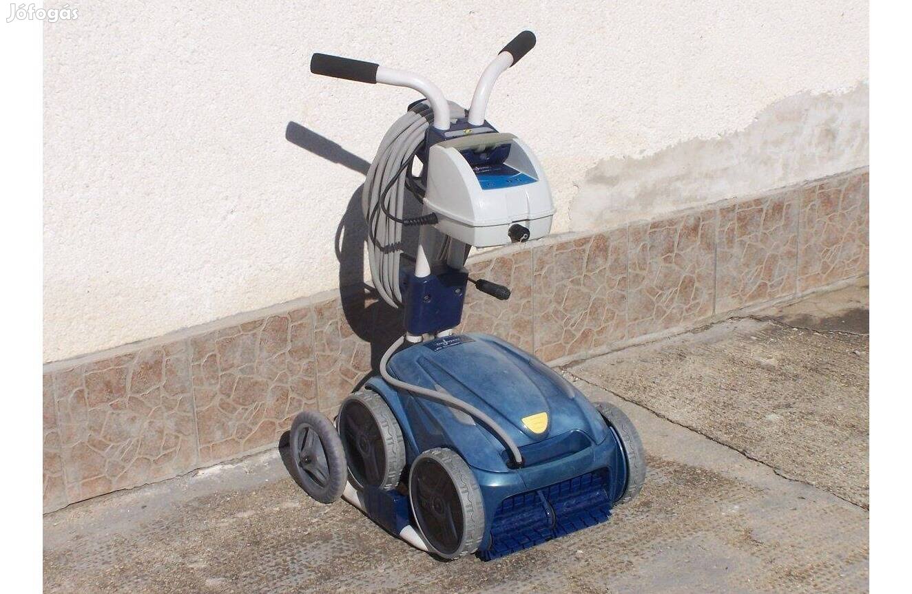 Mint az új!!! Féláron!!! Zodiac 4WD medence tisztító robot automata