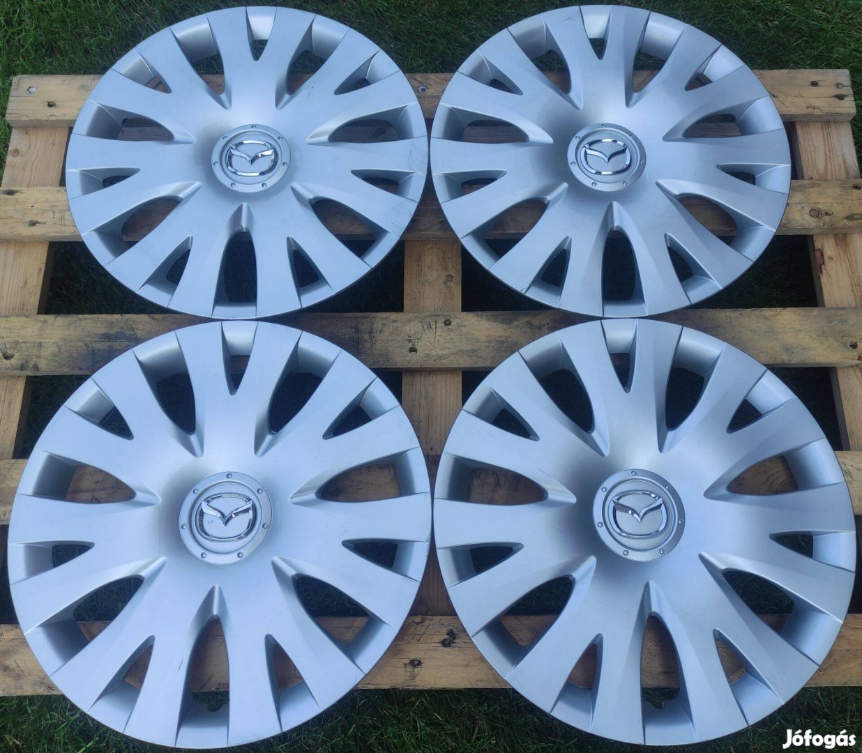 Mint az új gyári Mazda R16 16" colos dísztárcsa + 5x114,3 lemez felni