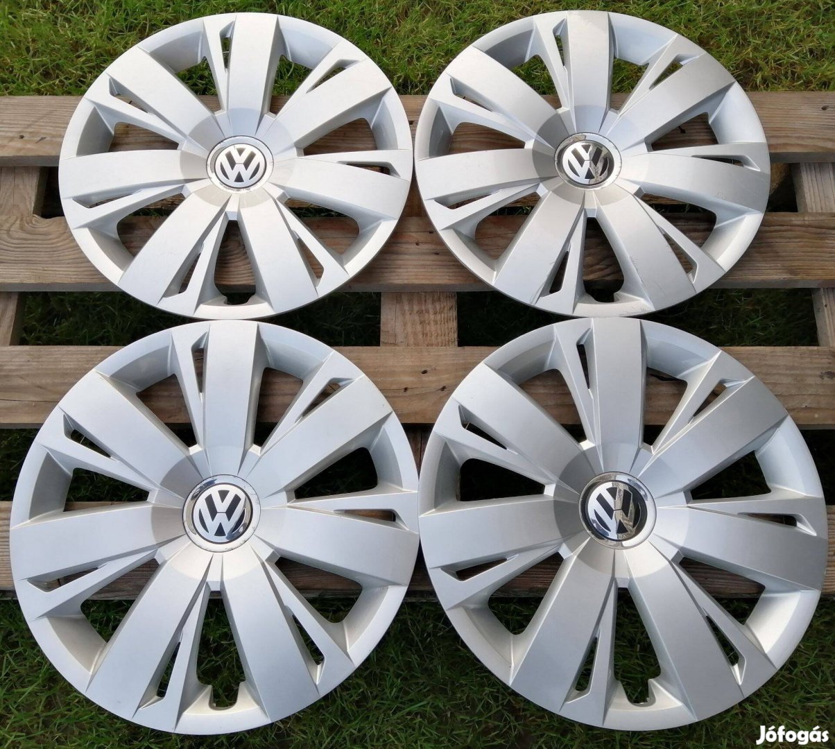 Mint az új gyári VW R16 16 " colos hibátlan dísztárcsa olcsón eladó!