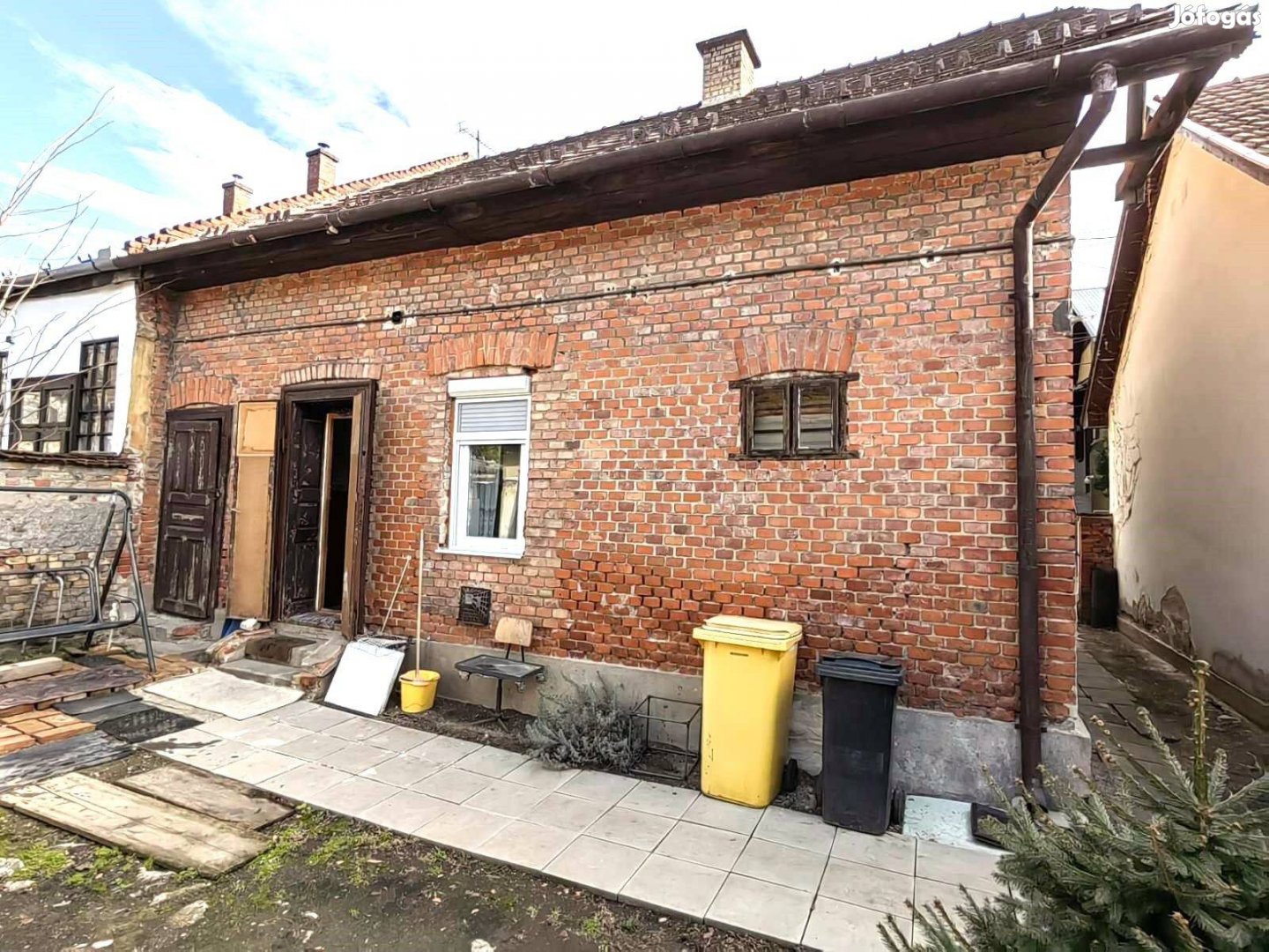 Miskolc Avar utca Győri kapu Új Diósgyőr eladó 70 m2 családi ház