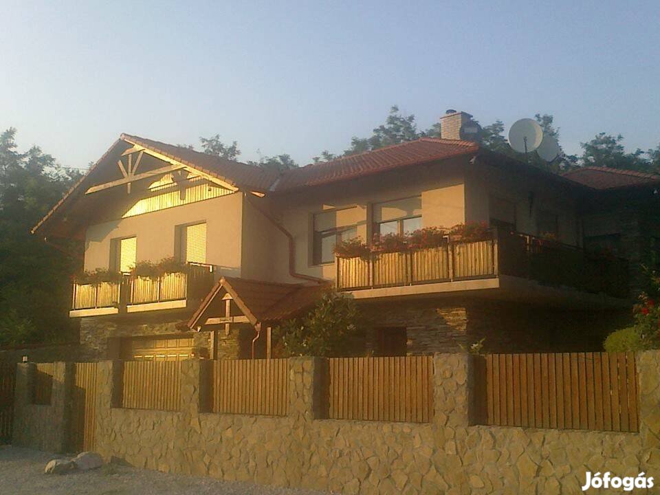 Miskolc-Tapolca családi ház eladó