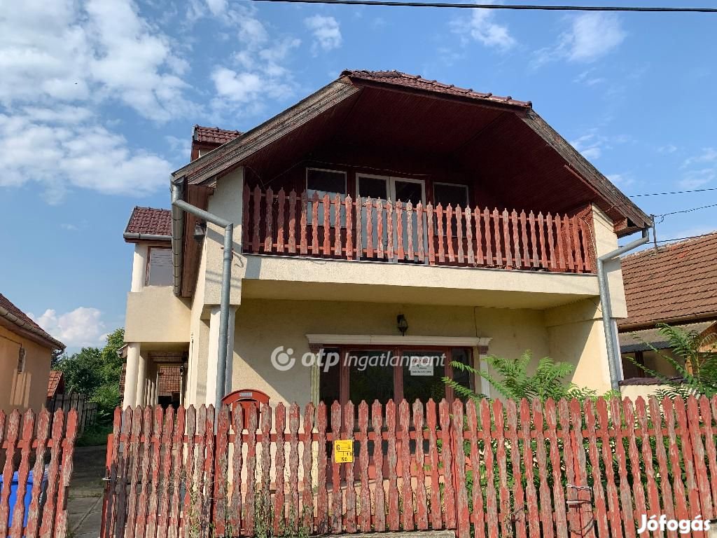 Miskolc - Szirmai utca, 2 lakásos, 275 m2, családi ház Eladó