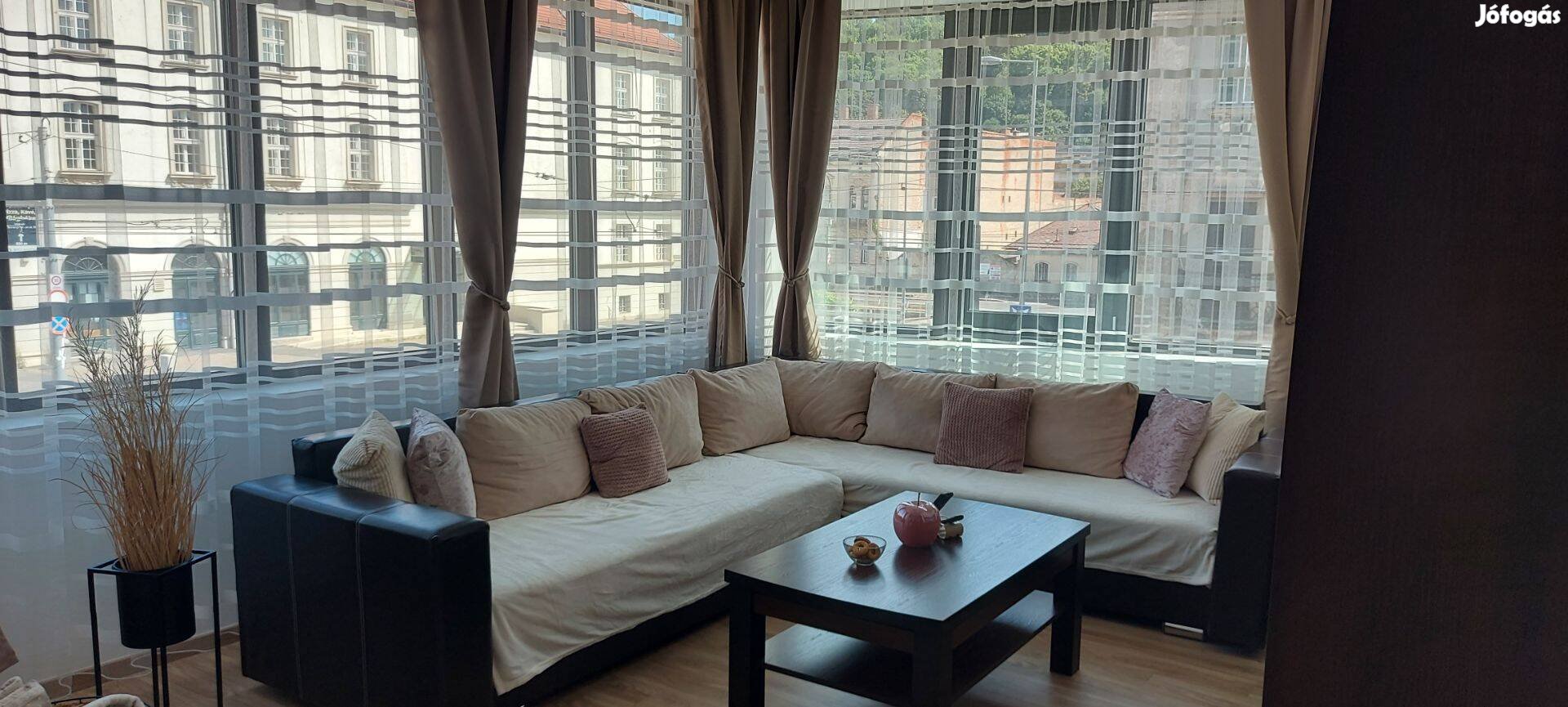 Miskolc belvárosában modern új lakás eladó