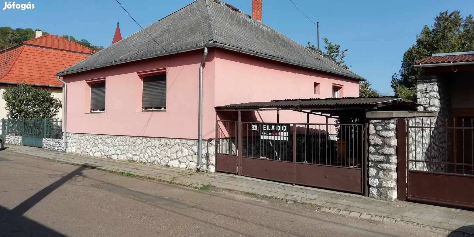 Miskolci kertvárosi családi ház eladó