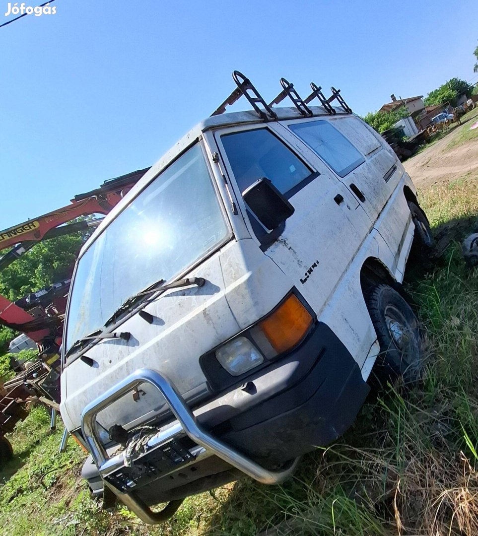 Mitshubishi L300 4WD