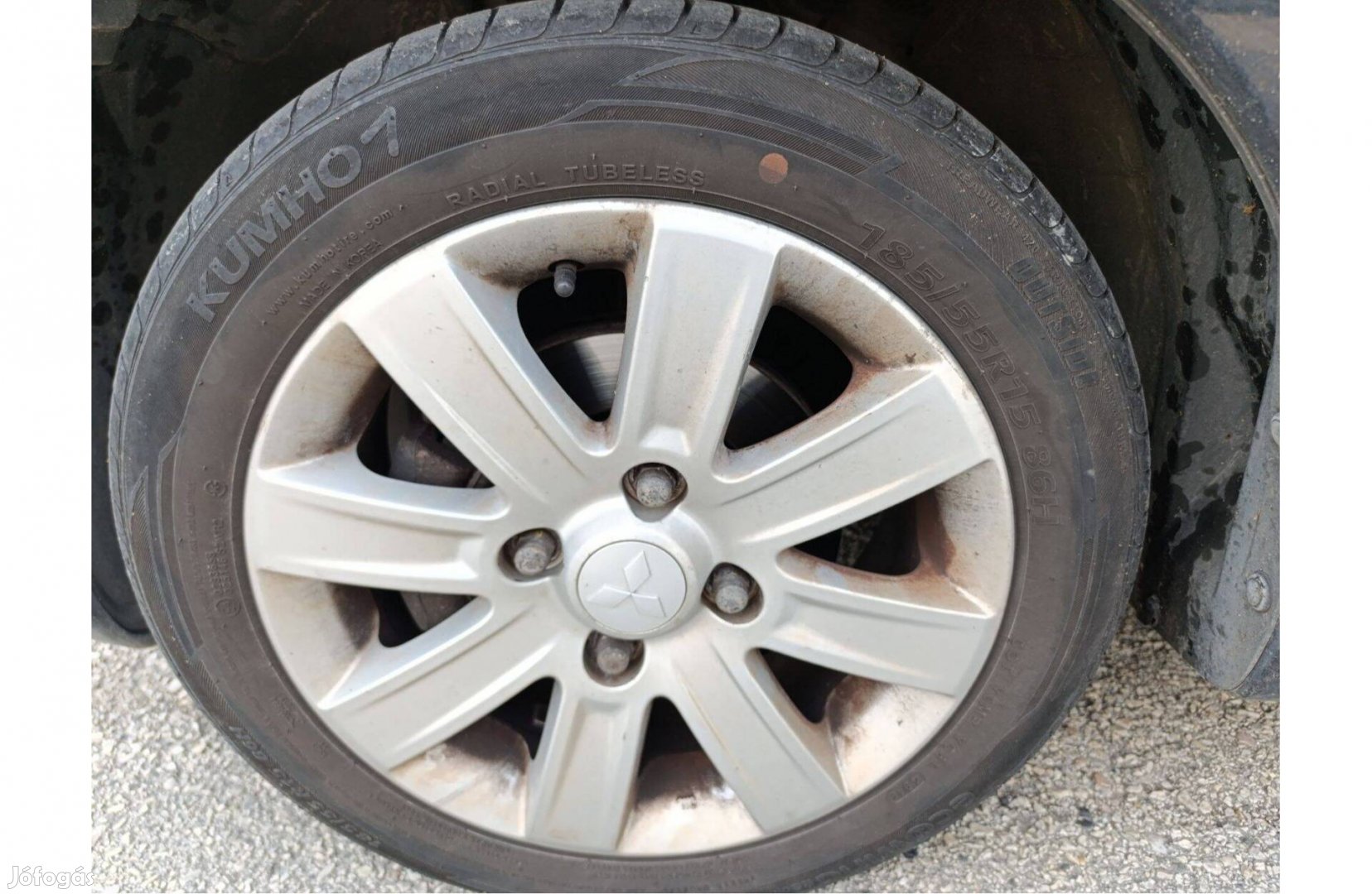 Mitsubishi 15"-os alufelni nyári gumikkal