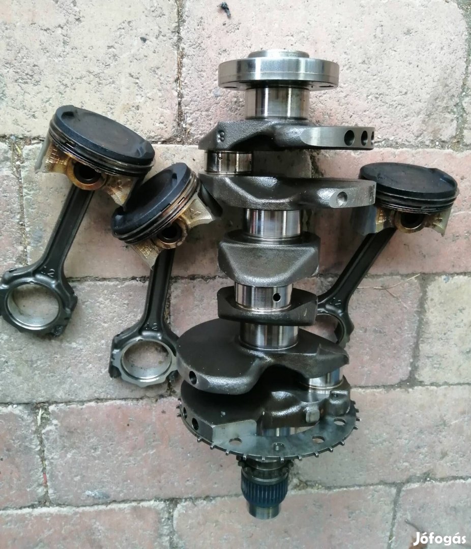 Mitsubishi 3A92 fűtengely