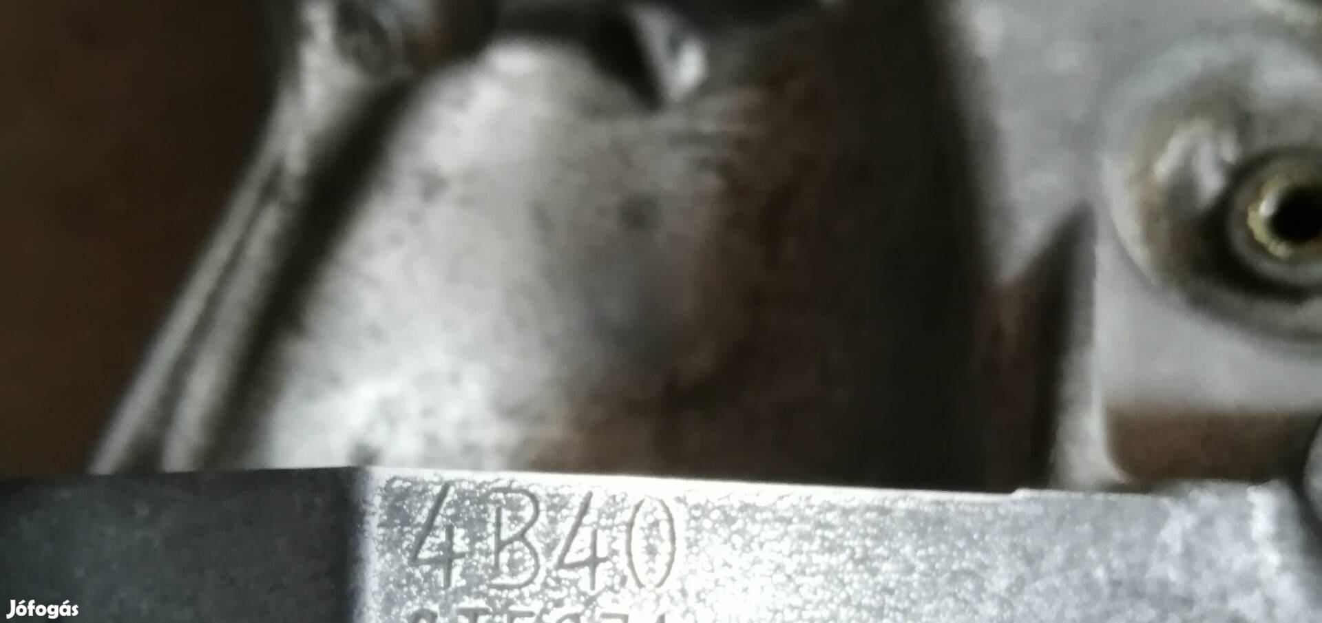 Mitsubishi 4B40 fűzött blokk