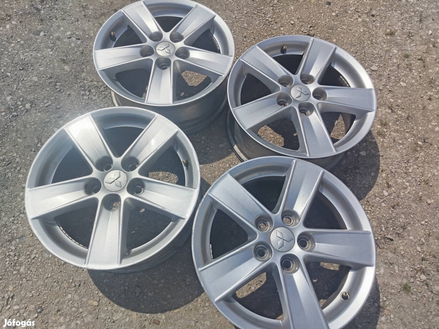 Mitsubishi 5x114,3 16" gyári alufelni szett eladó 