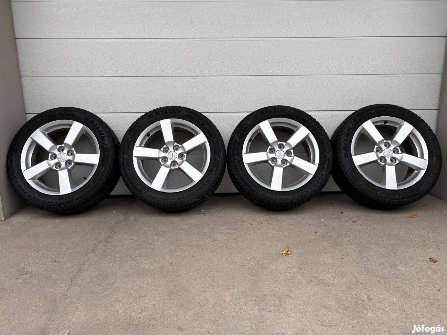 Mitsubishi 5x114.3 18" alufelnik téli gumikkal olcsón
