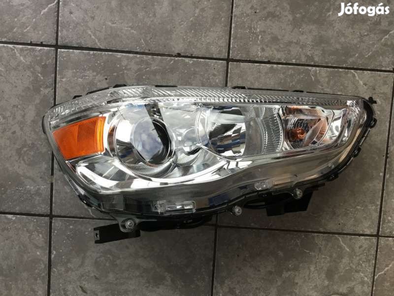 Mitsubishi ASX fényszóró első jobb 8301B588