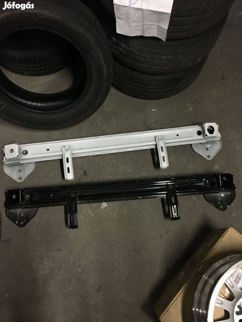 Mitsubishi ASX hátsó lökhárító tartó elem