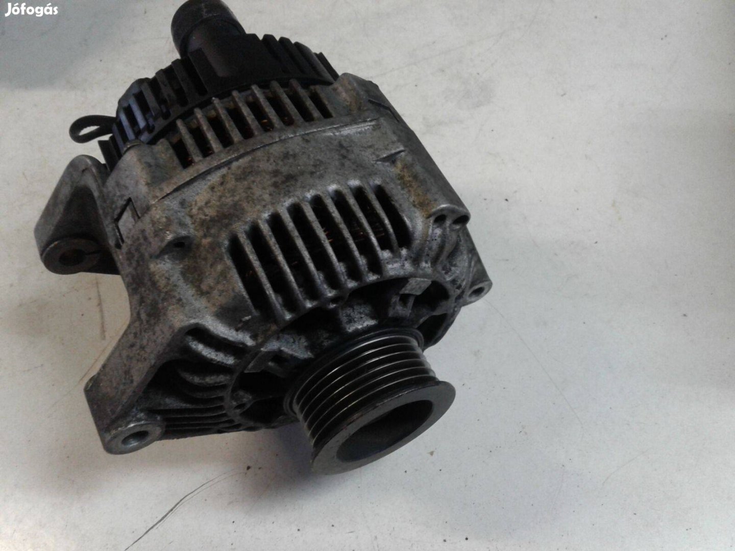Mitsubishi Carisma 1.9 F8QT generátor