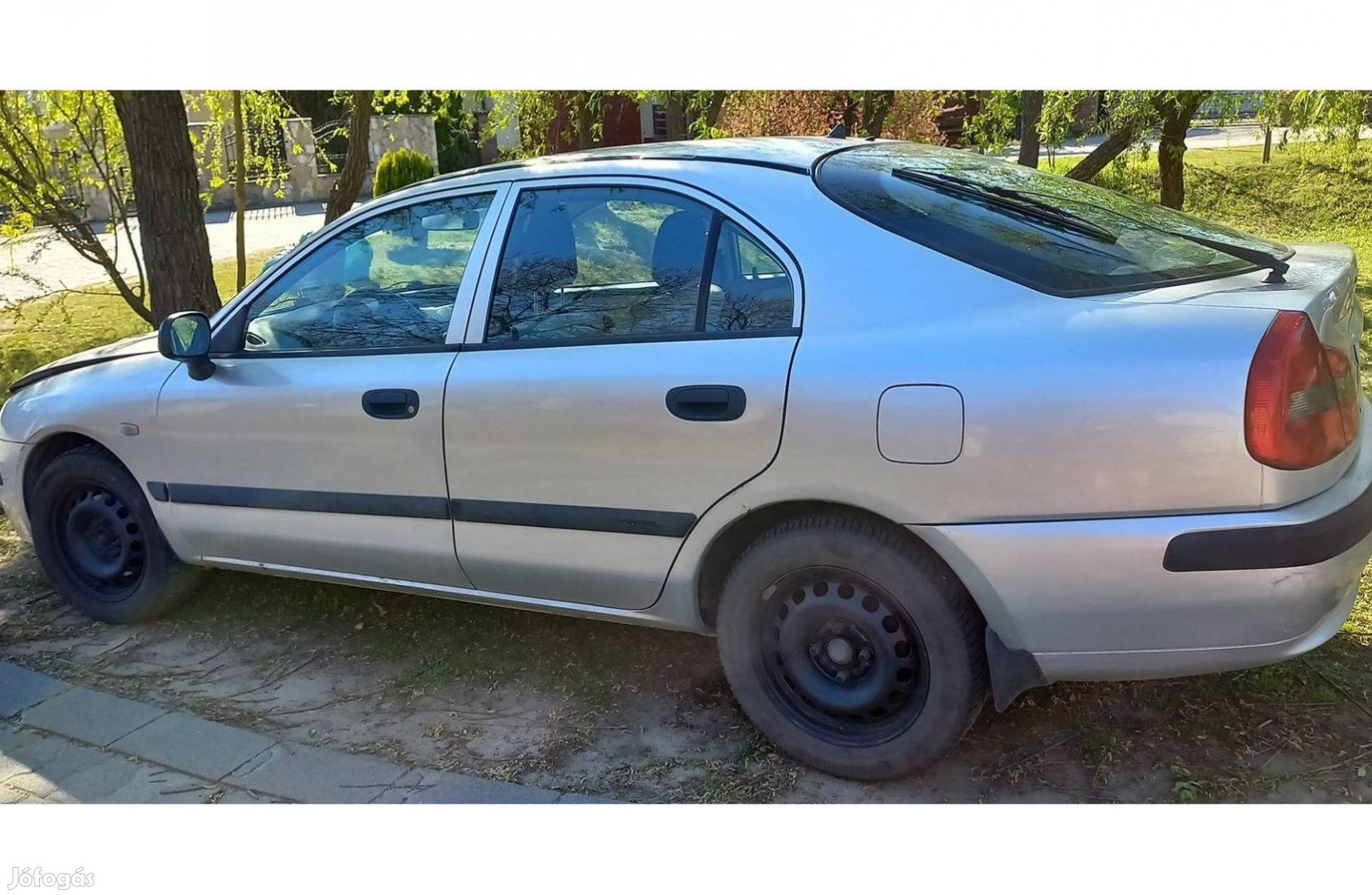 Mitsubishi Carisma