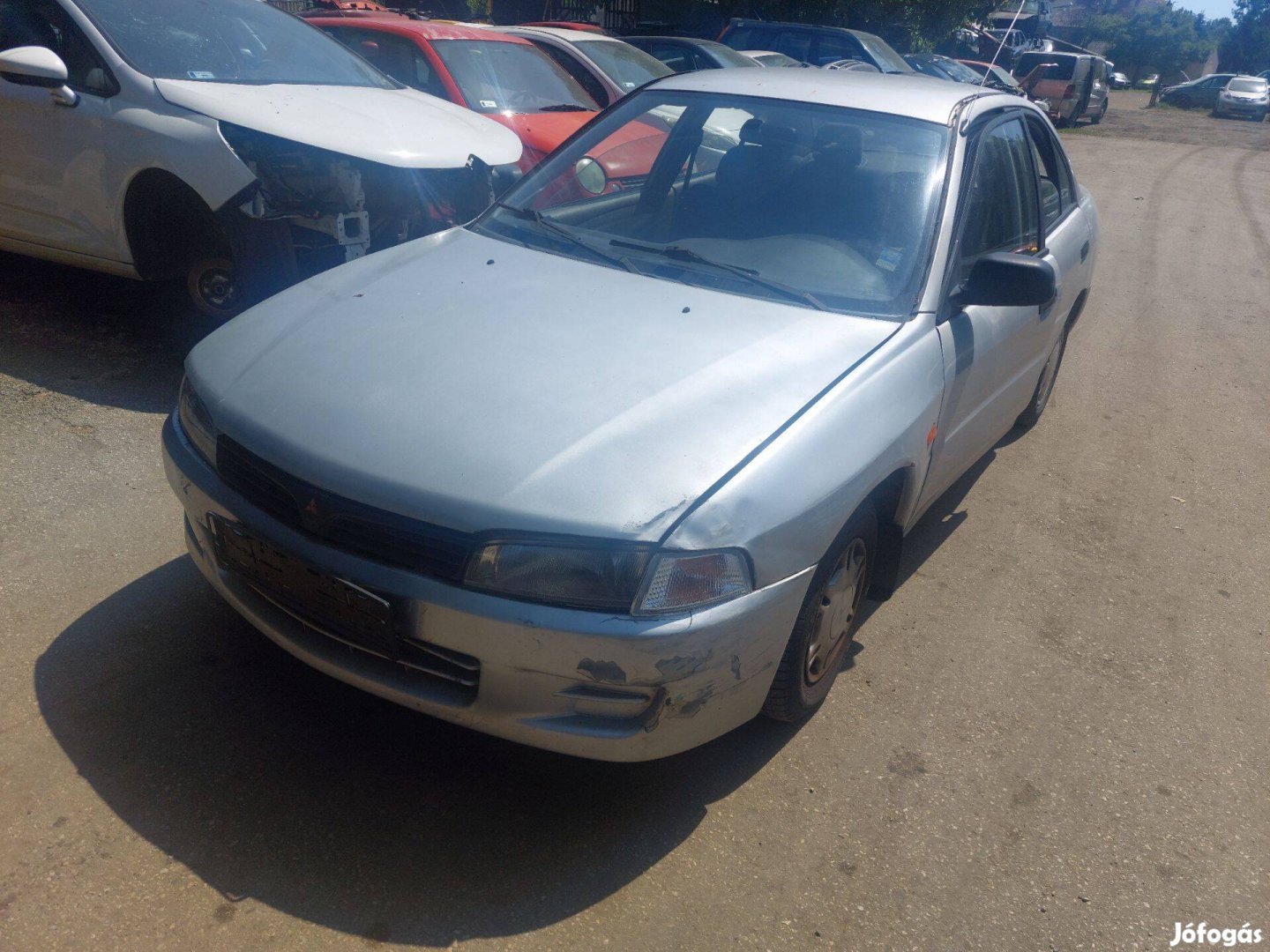 Mitsubishi Colt 1.3 alkatrészei
