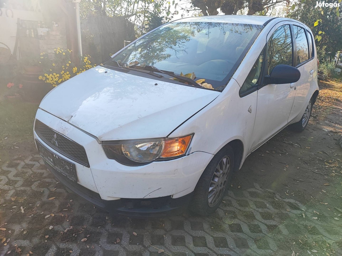 Mitsubishi Colt VI 2004 től alkatrész lökhárító lámpa ülés motor stb