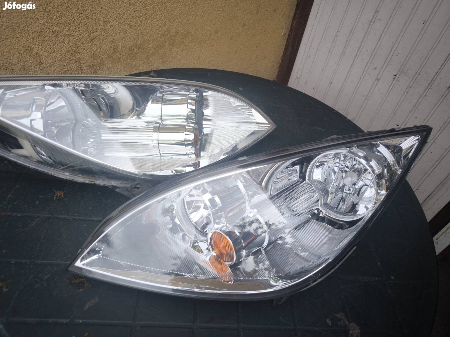 Mitsubishi Colt VI 2004 től bal jobb első lámpa hibátlan 