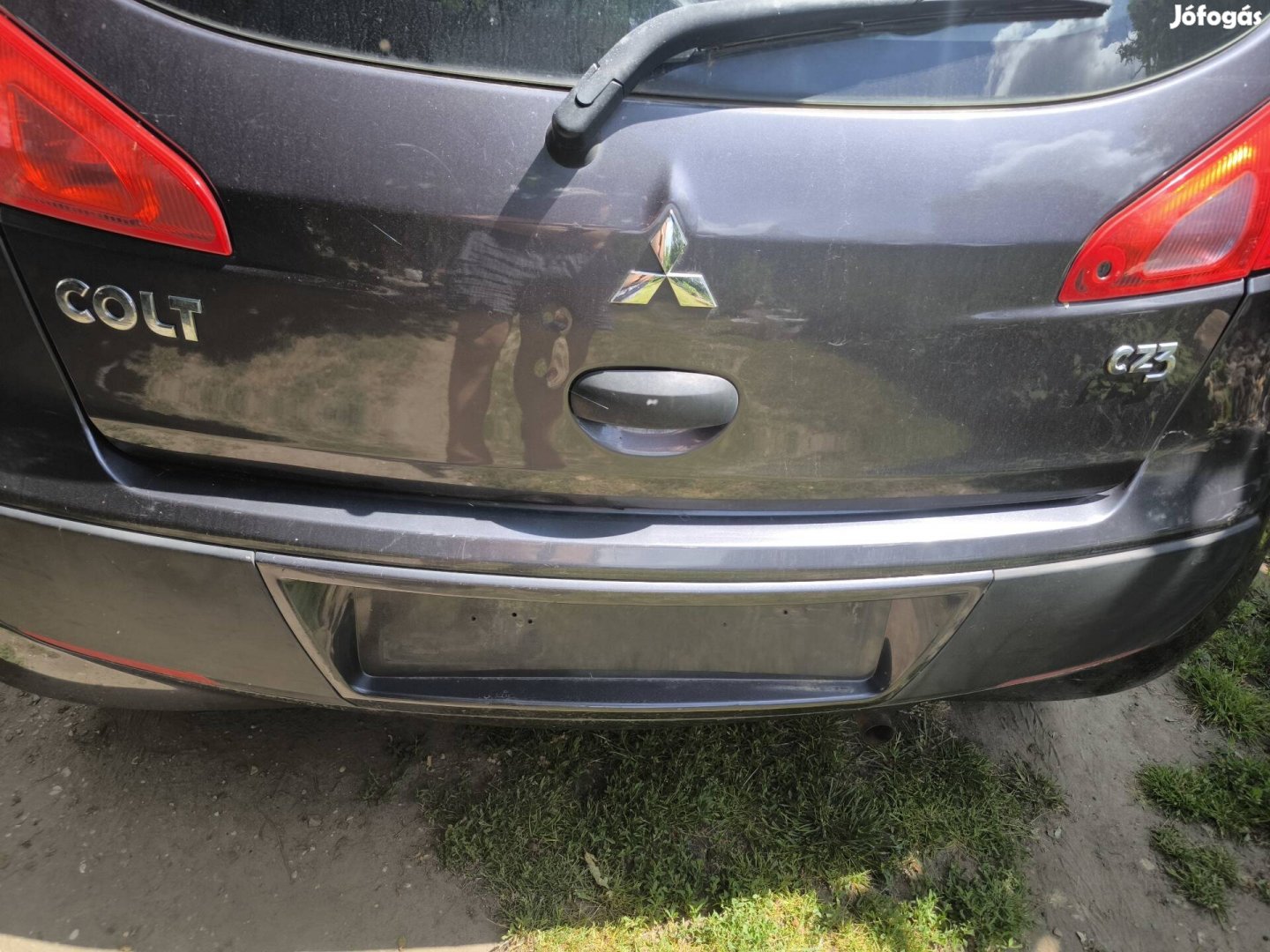 Mitsubishi Colt VI 2004 től csomagtér ajtó +4 lámpa együtt 