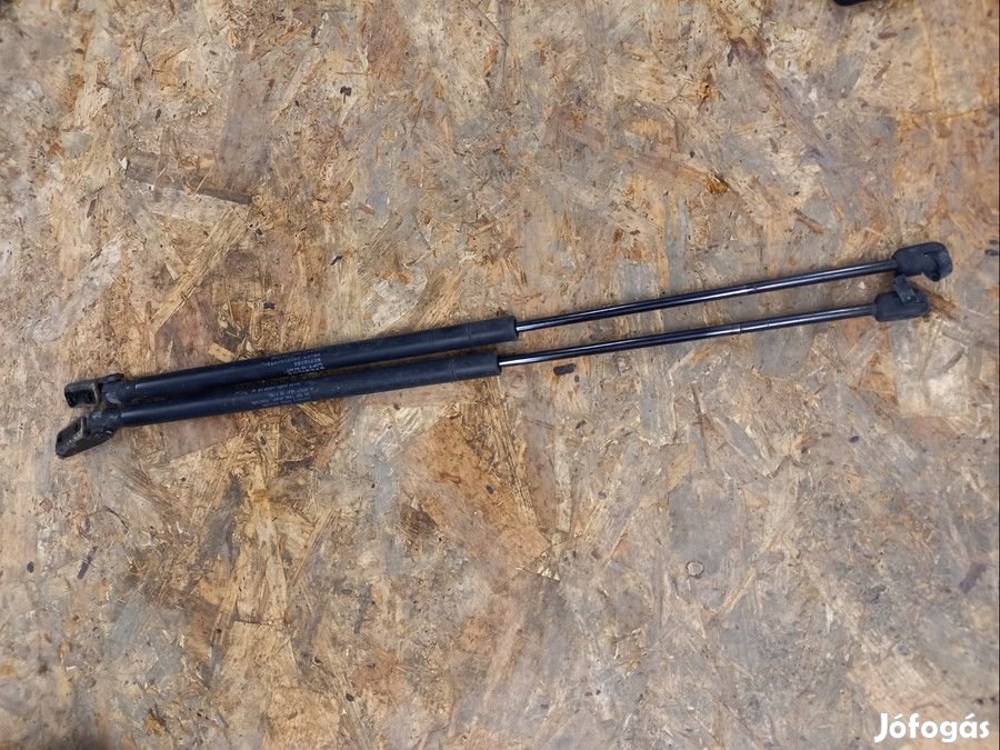 Mitsubishi Colt VI 2002-2010 Csomagtérajtó Kitámasztó