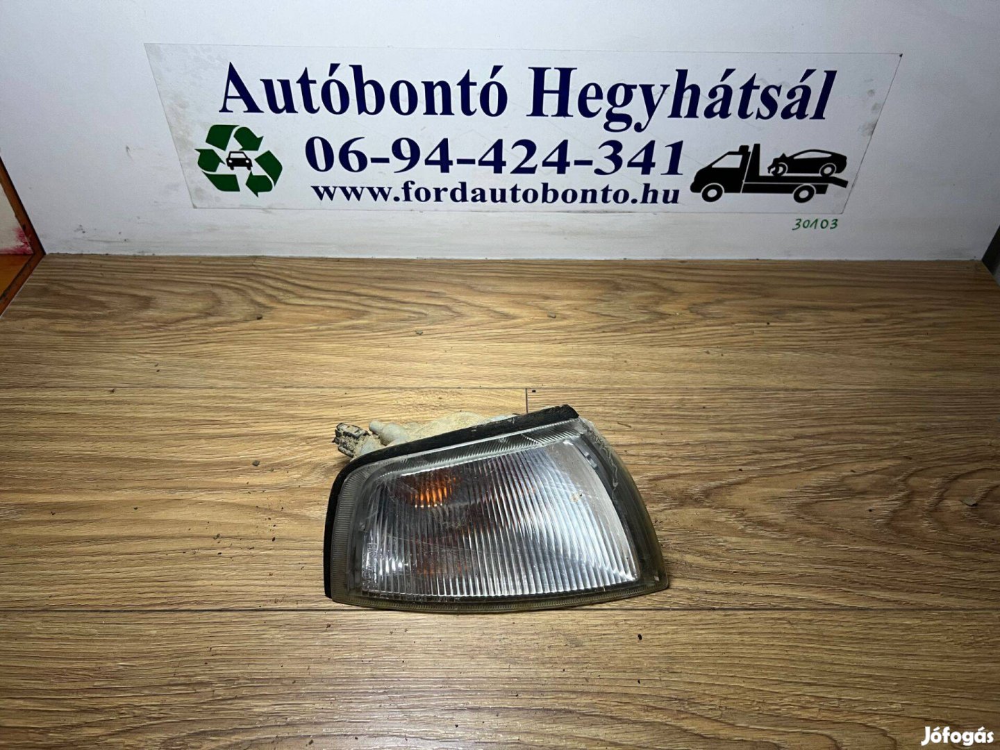 Mitsubishi Colt V 1.3 B jobb első index