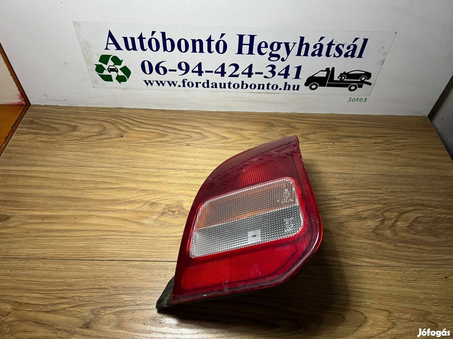Mitsubishi Colt V 1.3 B jobb hátsó lámpa
