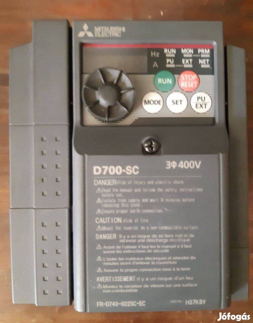 Mitsubishi FR-D740-022SC-EC frekvenciaváltó 0,75KW 3Fázis 0,2-400Hz