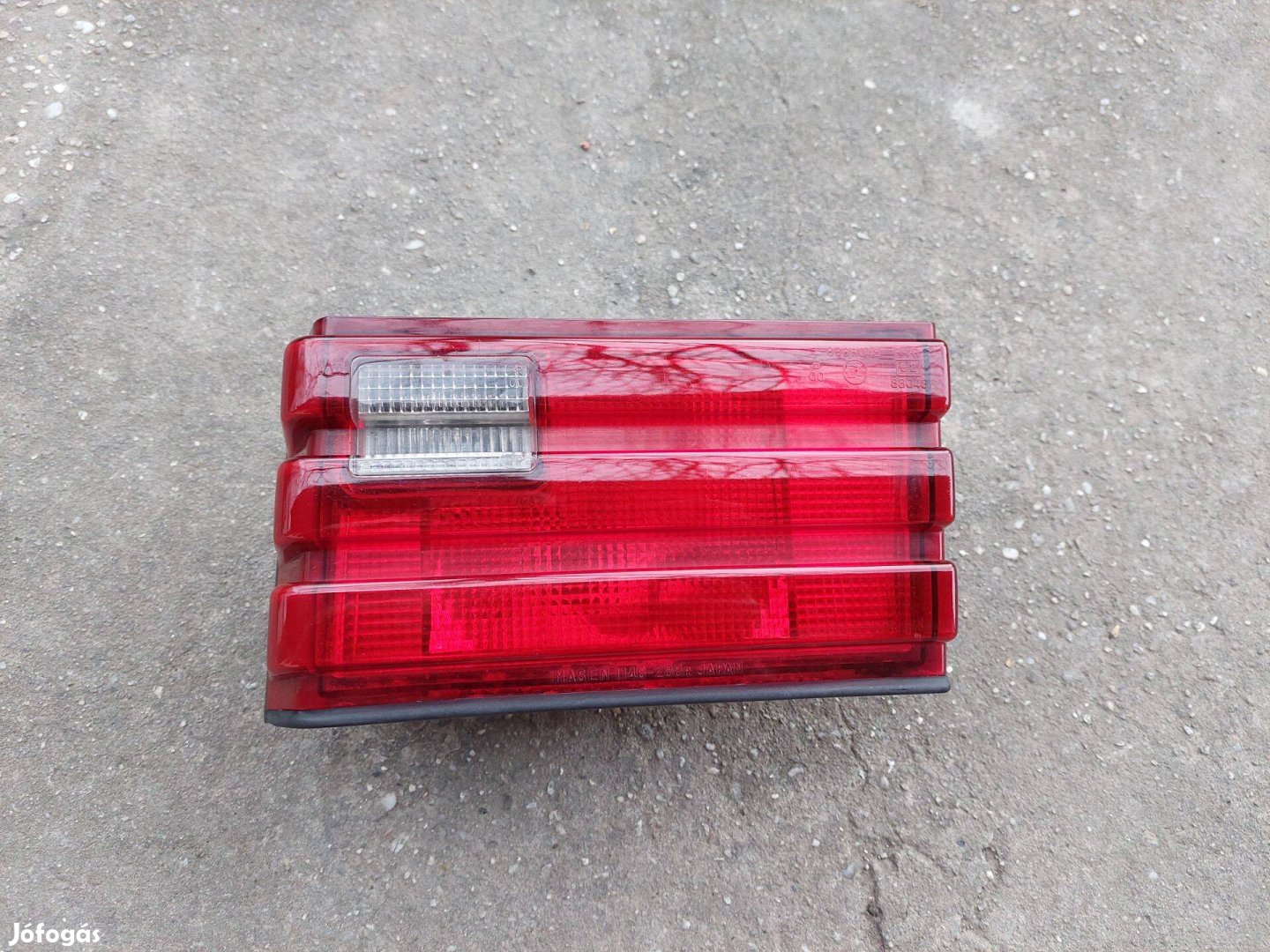 Mitsubishi Galant 1989-1993 jobb hátsó gyári lámpa