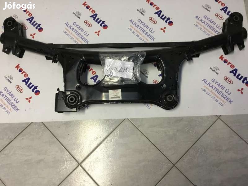Mitsubishi Grandis hátsó bölcső 4100A011