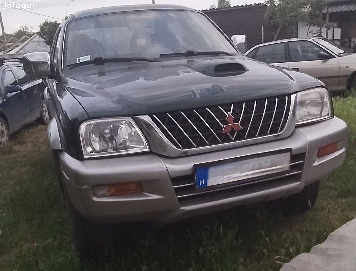 Mitsubishi L200 Friss műszakival