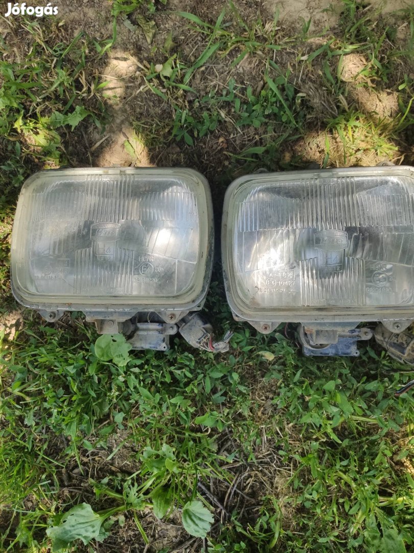 Mitsubishi L200 első lámpák 1996.