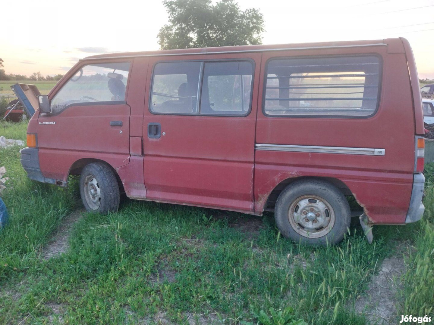 Mitsubishi L300 alkatrészek eladó