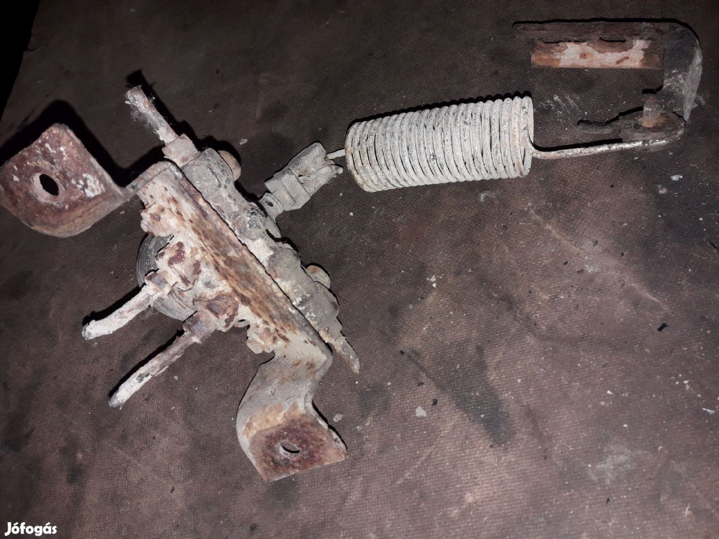 Mitsubishi L400 Fékerő Szabályzó