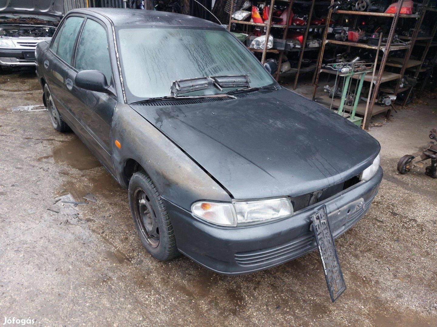 Mitsubishi Lancer 1.3 alkatrészei