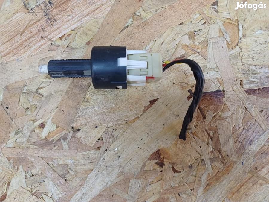 Mitsubishi Lancer VIII (2008-2017) Fékpedál Kapcsoló