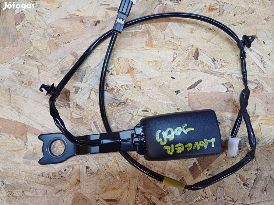 Mitsubishi Lancer VIII 2008-2017 Jobb Első Ülés Biztonsági