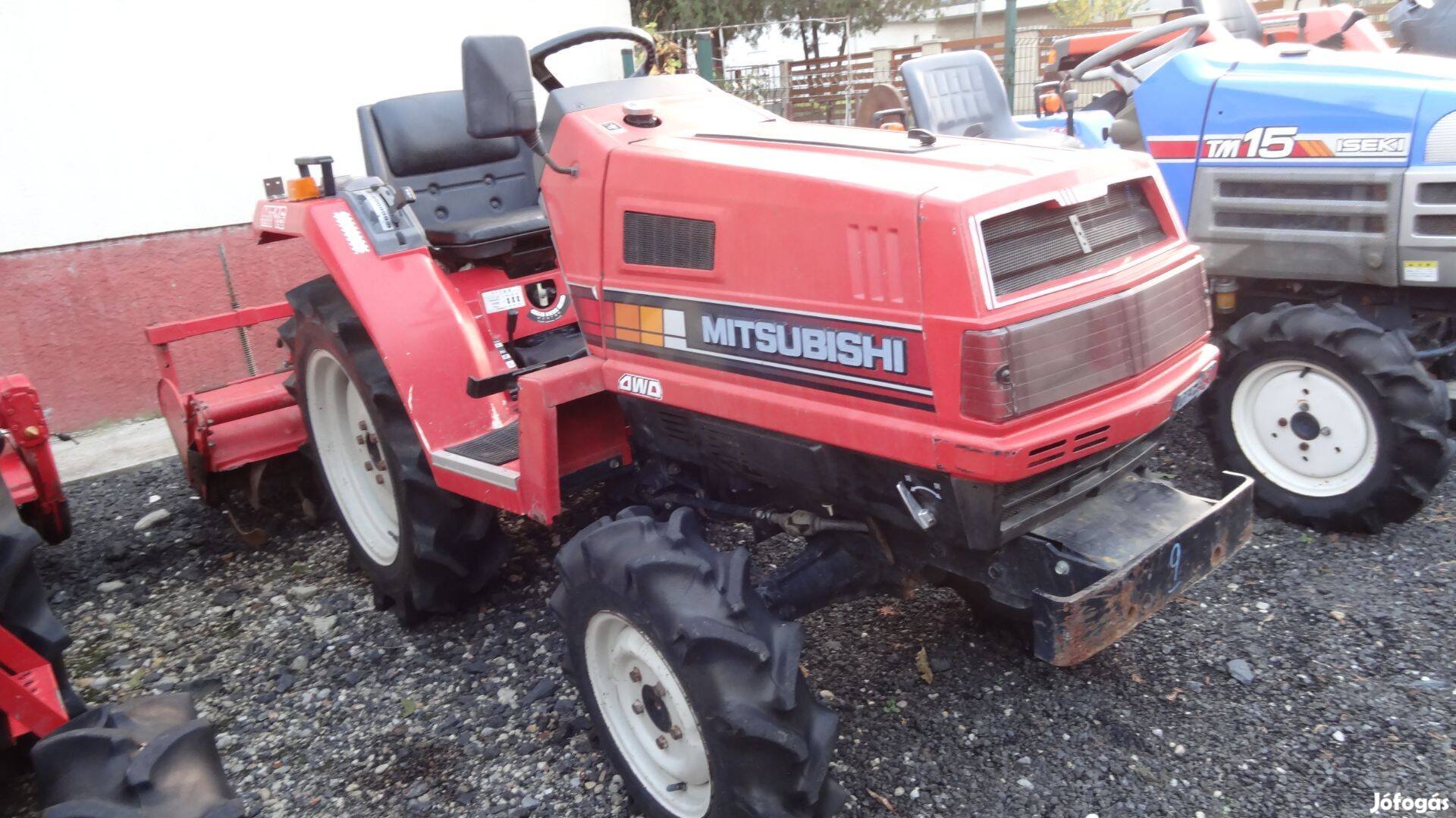 Mitsubishi MT16D japán kistraktor talajmaróval!