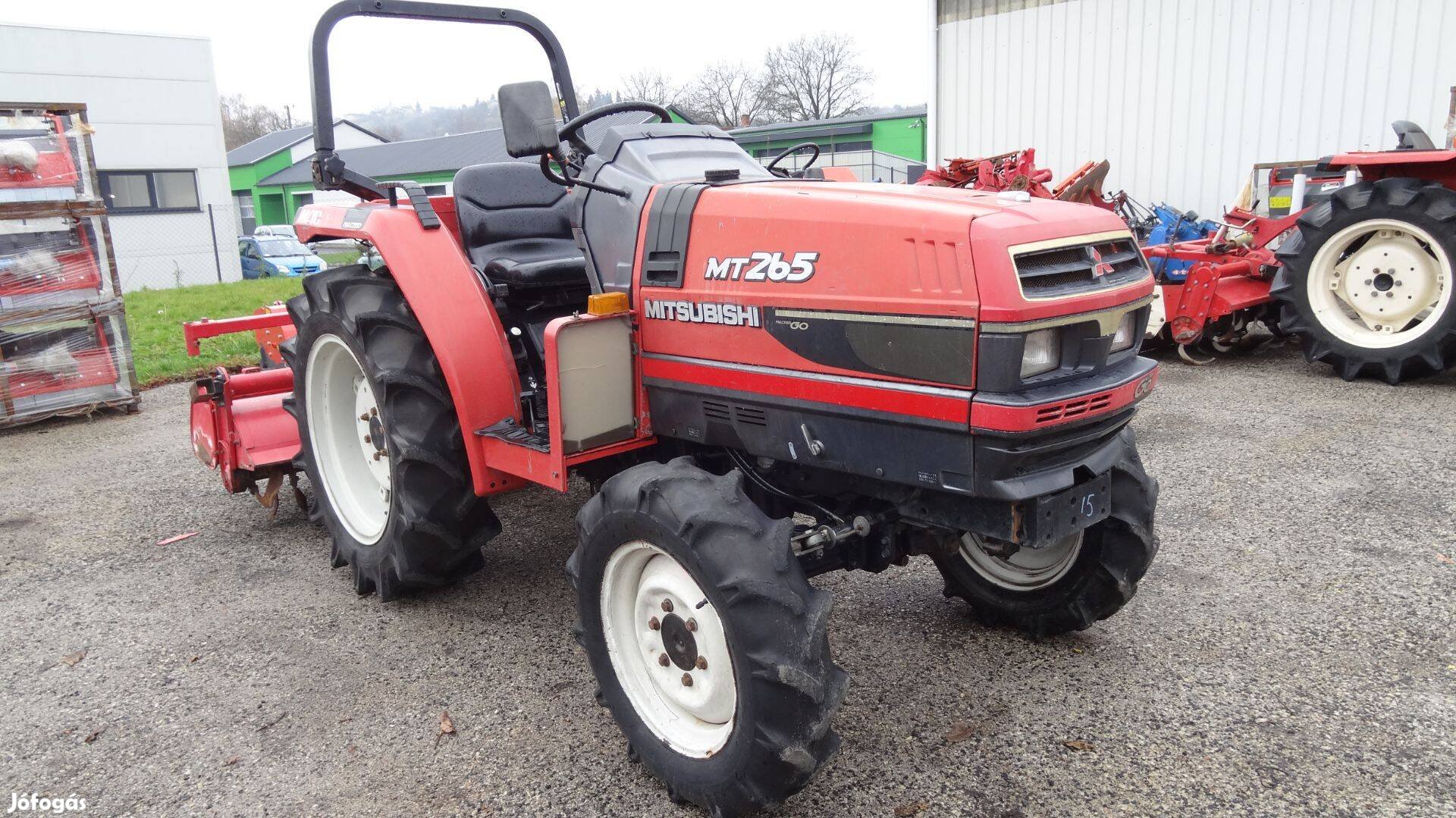 Mitsubishi MT265 japán kistraktor talajmaróval!