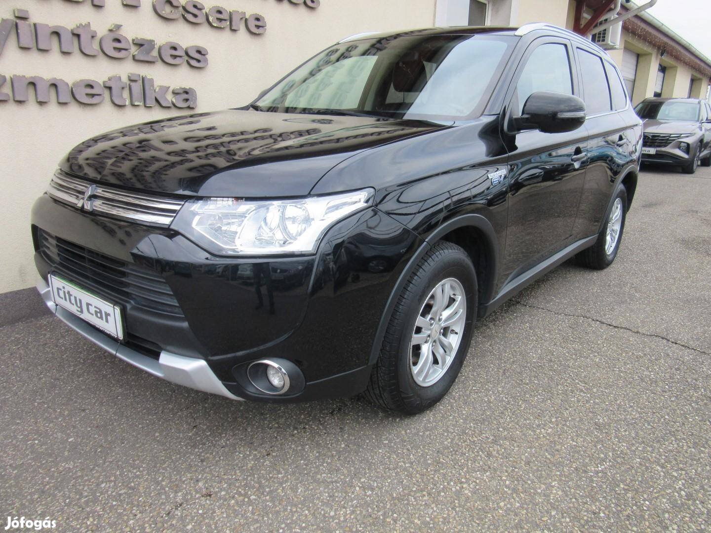 Mitsubishi Outlander 2.0 Phev Intense Plus 4WD...