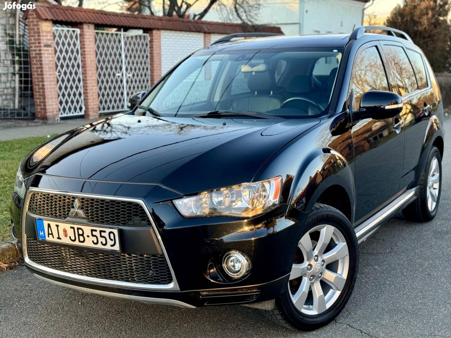 Mitsubishi Outlander 2.2 DI-D Instyle Navi 4WD