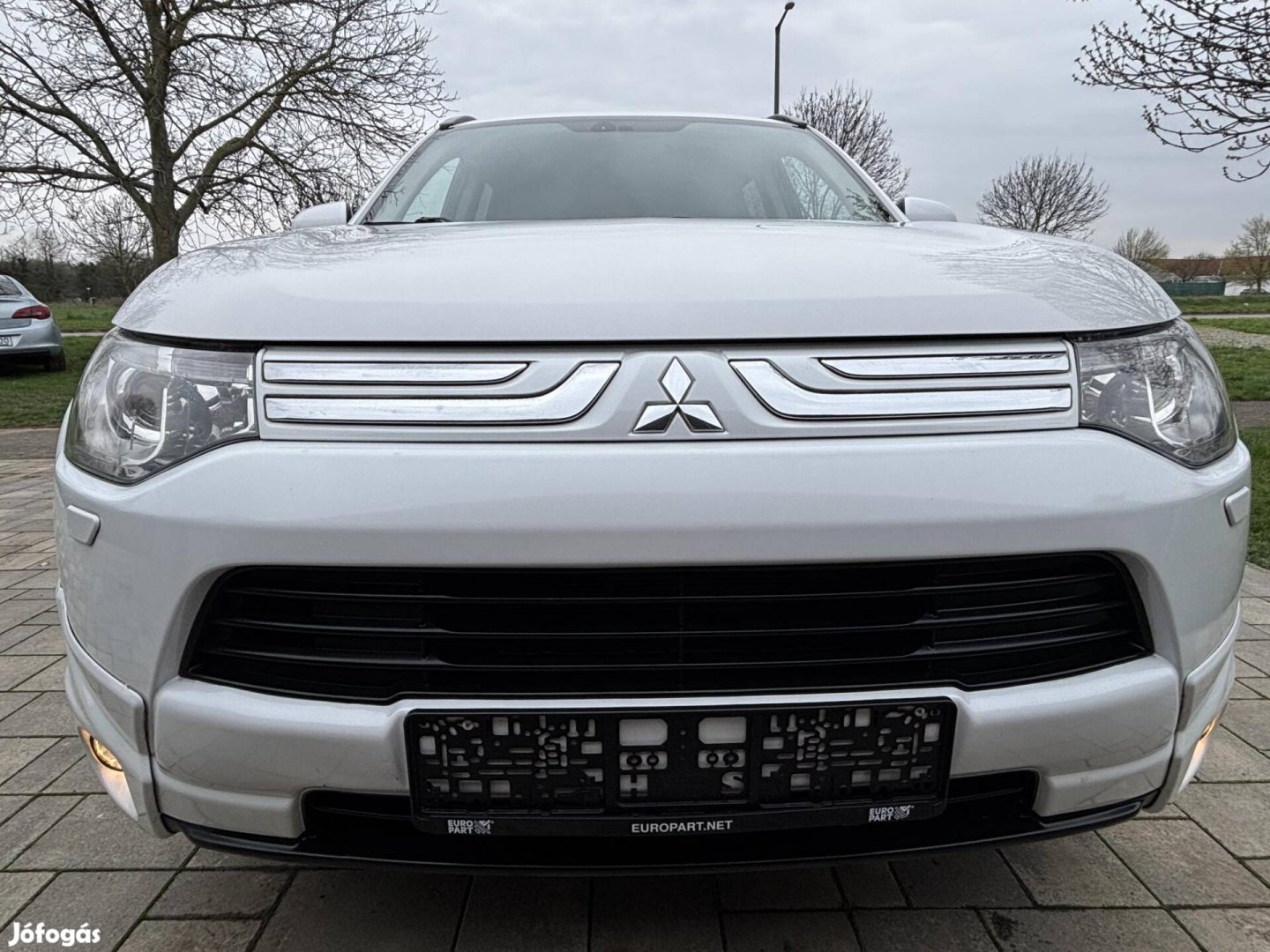 Mitsubishi Outlander 2.2 DI-D Instyle Navi 4WD...