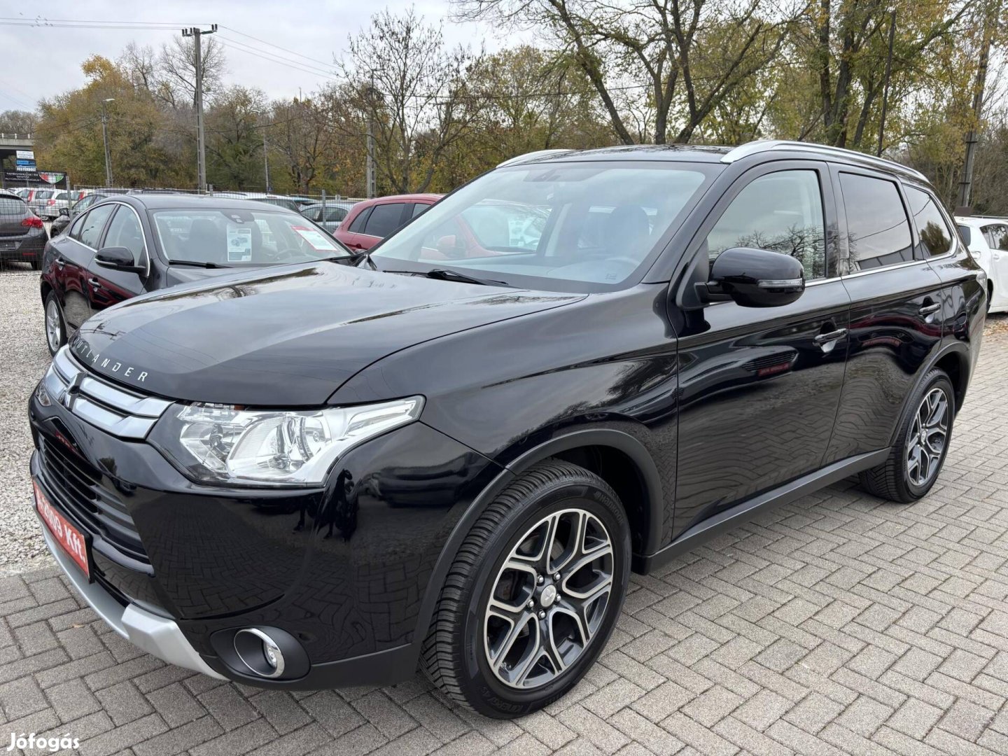 Mitsubishi Outlander 2.2 DI-D Instyle Navi 4WD...