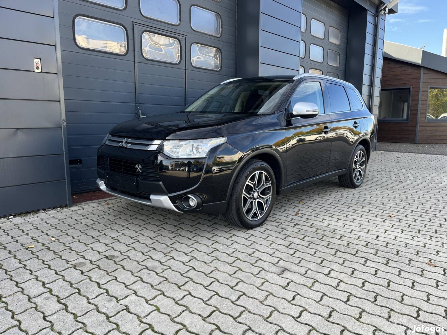 Mitsubishi Outlander 2.2 DI-D Intense Plus 4WD...
