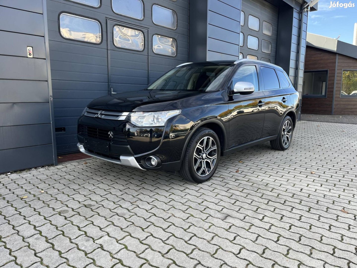 Mitsubishi Outlander 2.2 DI-D Intense Plus 4WD...